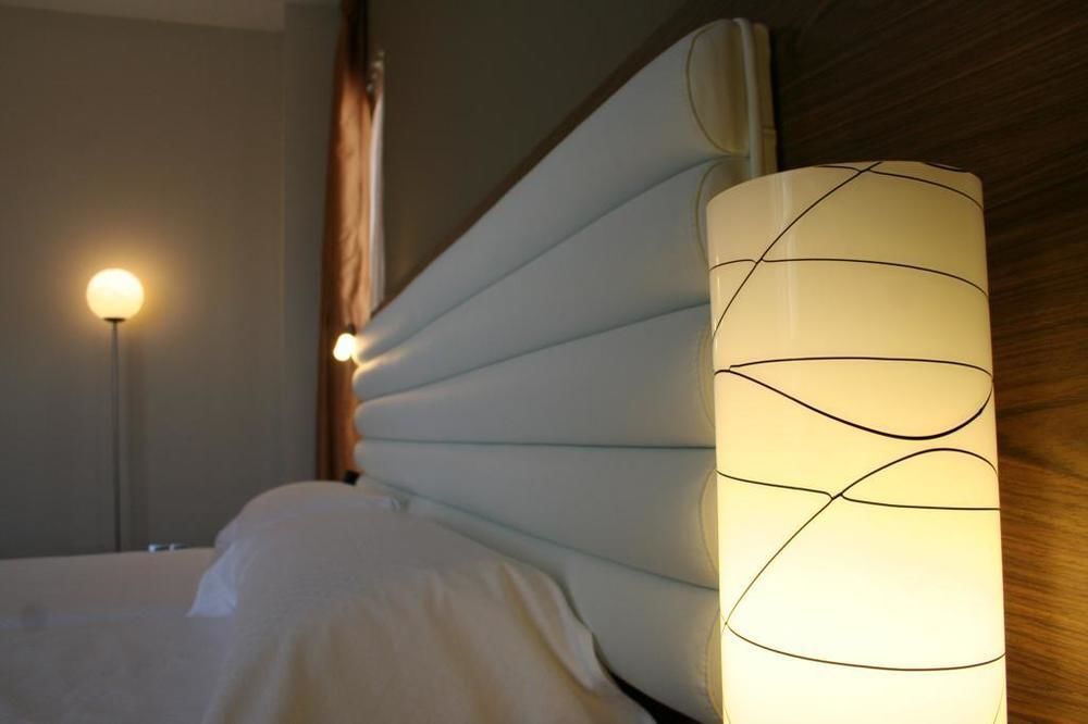 Hotel Duero Лагуна-де-Дуэро Экстерьер фото